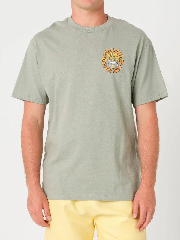 men's lightweight t-shirts -Rooster T-Shirt in Sage