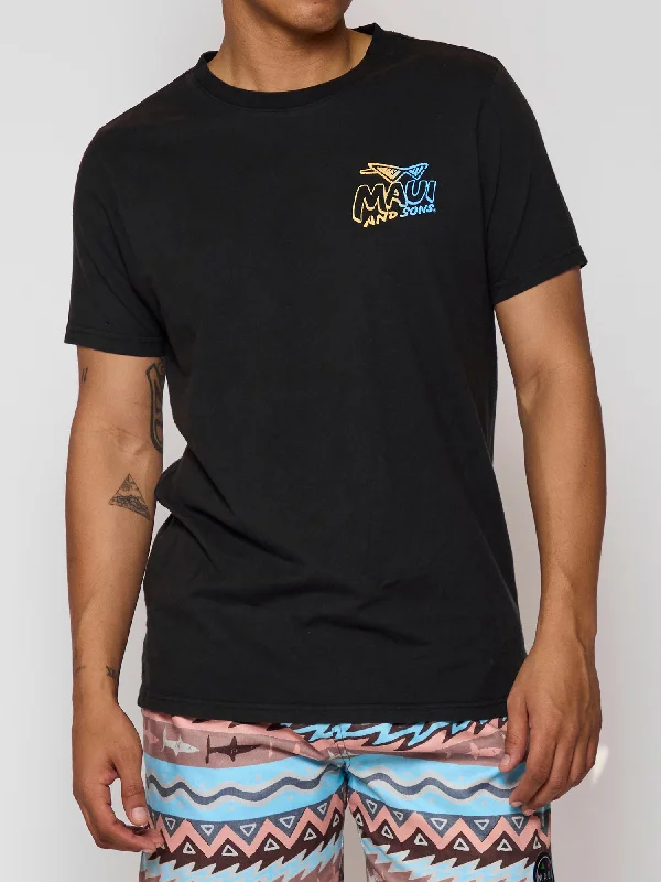 men's long-sleeve t-shirts -Sun & Surf T-Shirt in Black