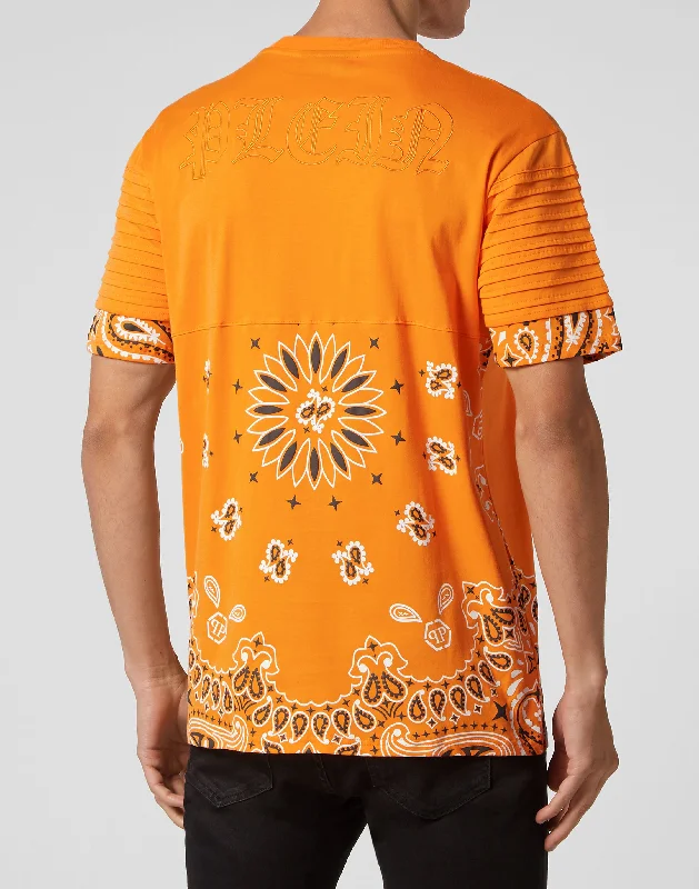 men's bold t-shirts -T-shirt Round Neck SS Paisley Bandana