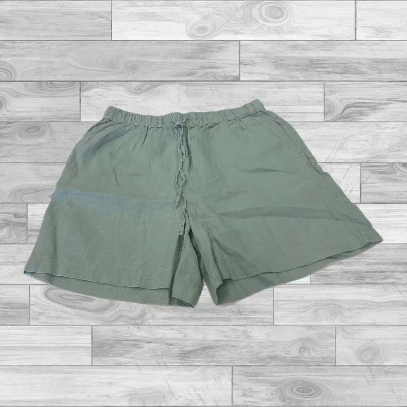 men's classic cargo shorts -Green Shorts Elie Tahari, Size M