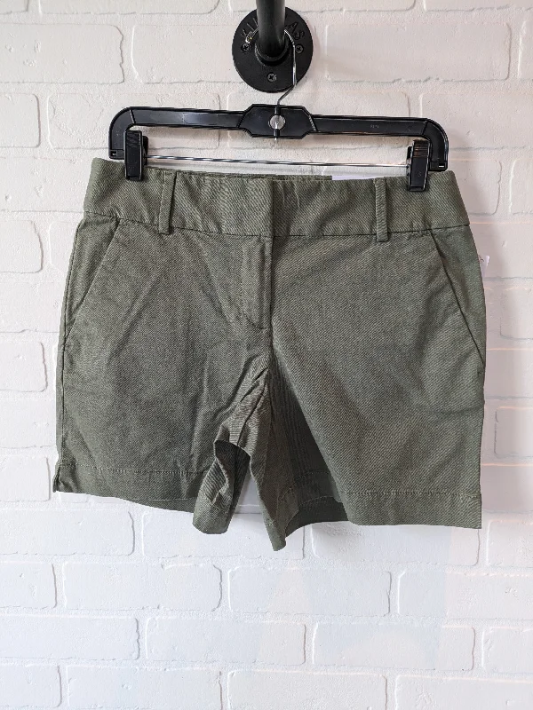 men's practical shorts -Green Shorts Loft, Size 4