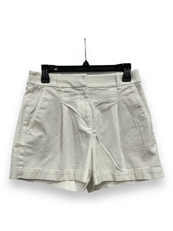 men's fitted shorts -White Shorts Loft, Size 2