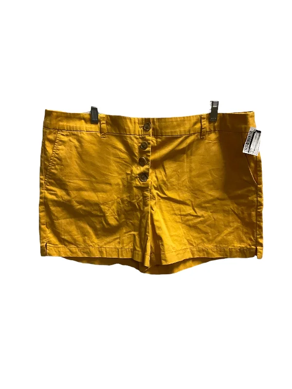 men's workout shorts -Yellow Shorts Loft, Size 16