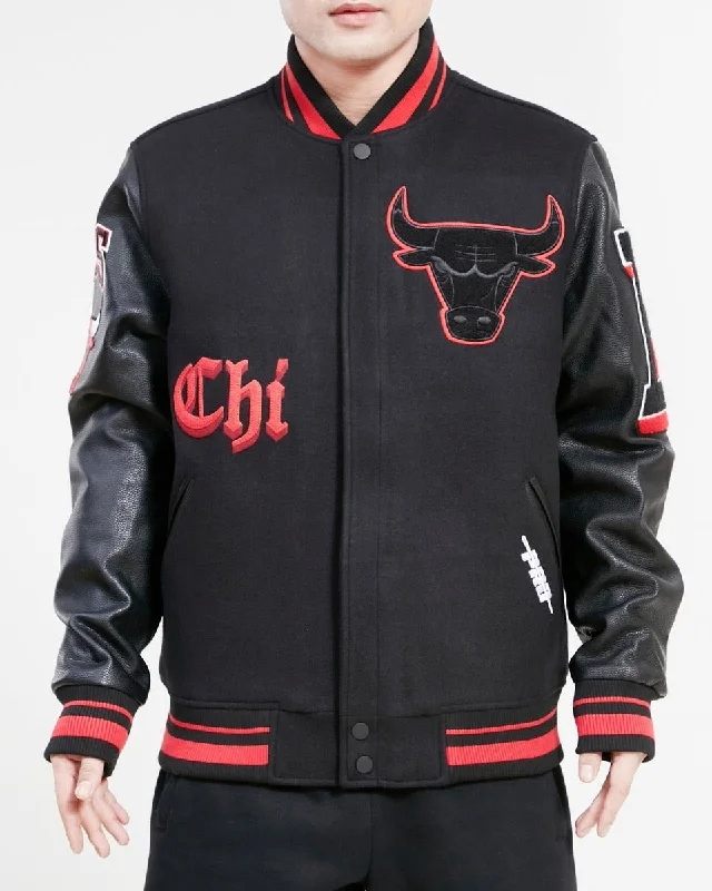 men's tailored jackets -NBA CHICAGO BULLS OLD ENGLISH LOGO MEN'S VARSITY JACKET (BLACK/RED)